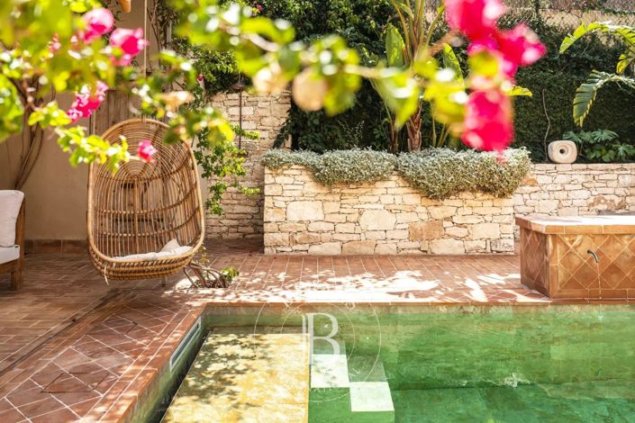 Image No.3-6 Bed House for sale