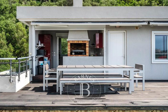 Image No.18-5 Bed Apartment for sale