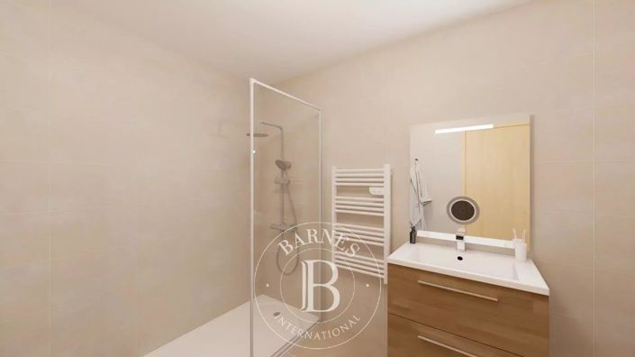 Image No.13-2 Bed Apartment for sale