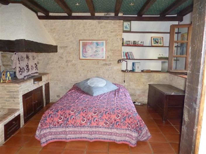 Image No.6-3 Bed House for sale