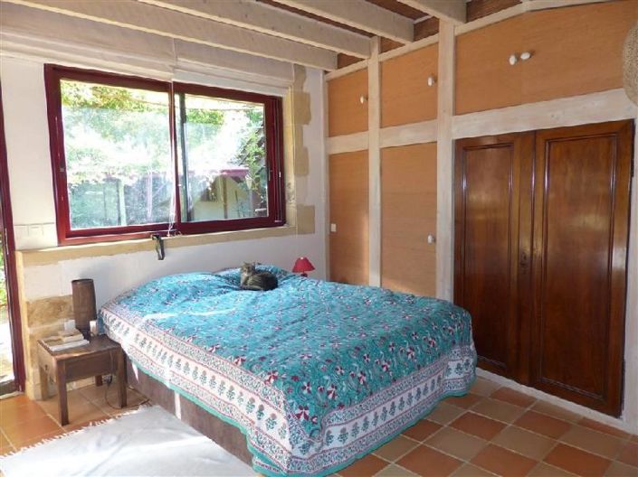 Image No.8-3 Bed House for sale