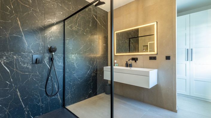 Image No.14-5 Bed House for sale