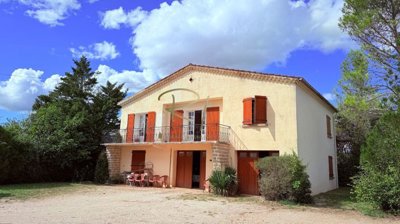 1 - Barjac, Maison