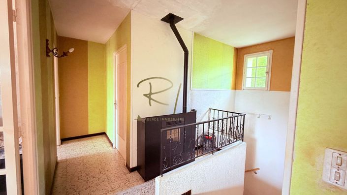 Image No.6-3 Bed House for sale