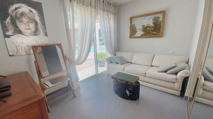 Image No.16-4 Bed House for sale