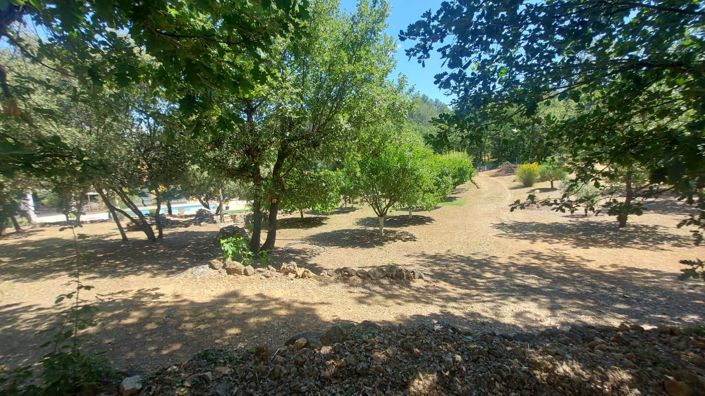 Image No.25-4 Bed House for sale