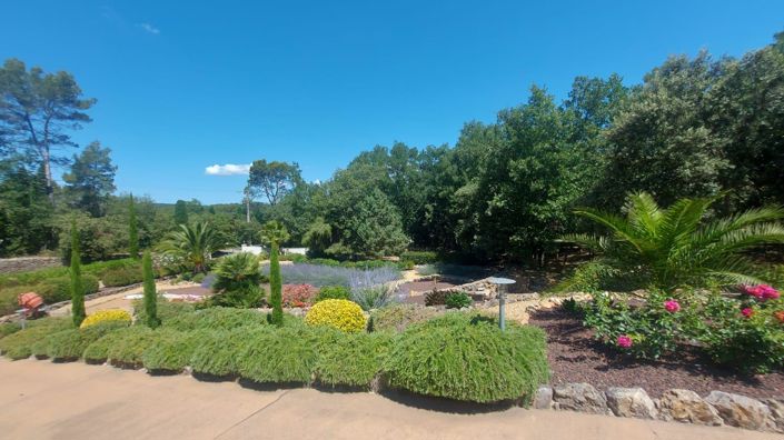 Image No.6-4 Bed House for sale