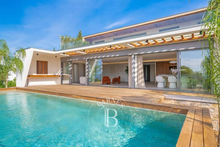 Image No.4-5 Bed House for sale