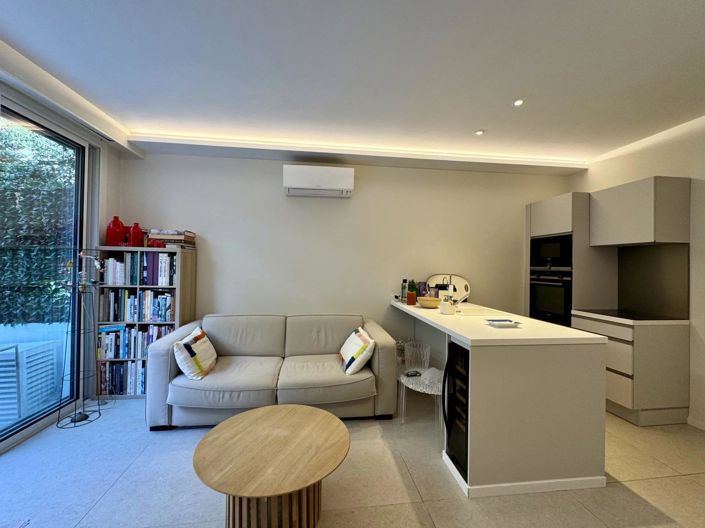 Image No.1-2 Bed Apartment for sale