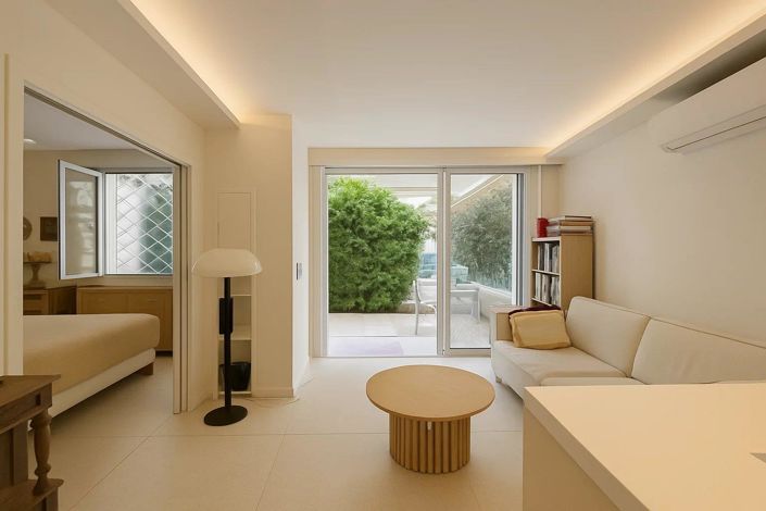 Image No.10-2 Bed Apartment for sale