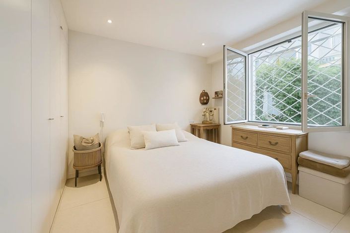 Image No.11-2 Bed Apartment for sale