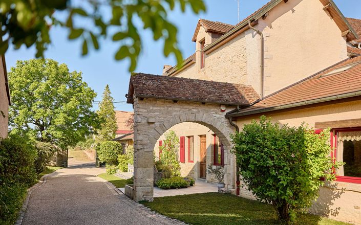 Image No.1-4 Bed House for sale