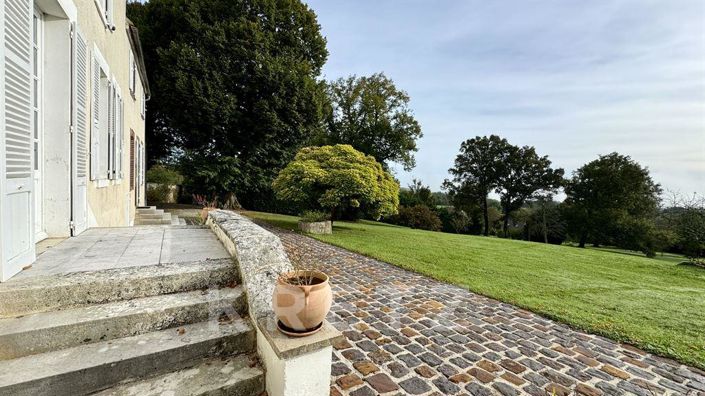 Image No.13-4 Bed House for sale