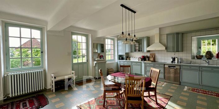 Image No.4-4 Bed House for sale