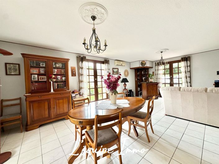 Image No.4-3 Bed House for sale