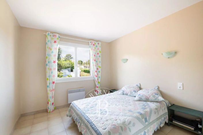 Image No.8-House for sale