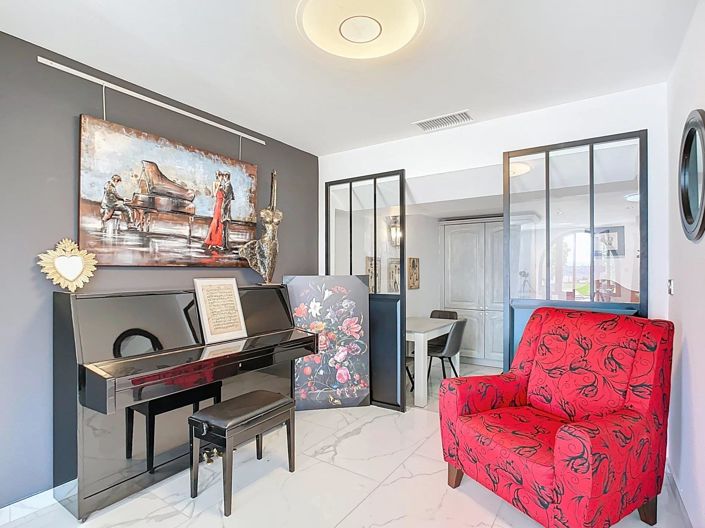 Image No.6-Apartment for sale