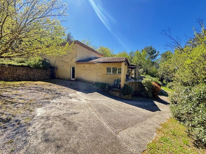 Image No.19-5 Bed House for sale