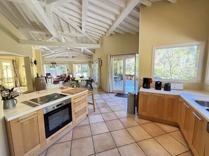 Image No.4-5 Bed House for sale