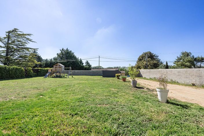 Image No.15-3 Bed House for sale