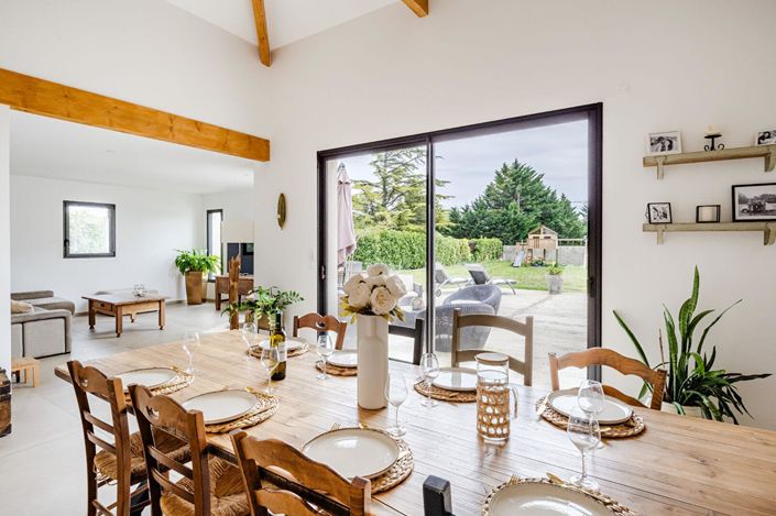 Image No.7-3 Bed House for sale