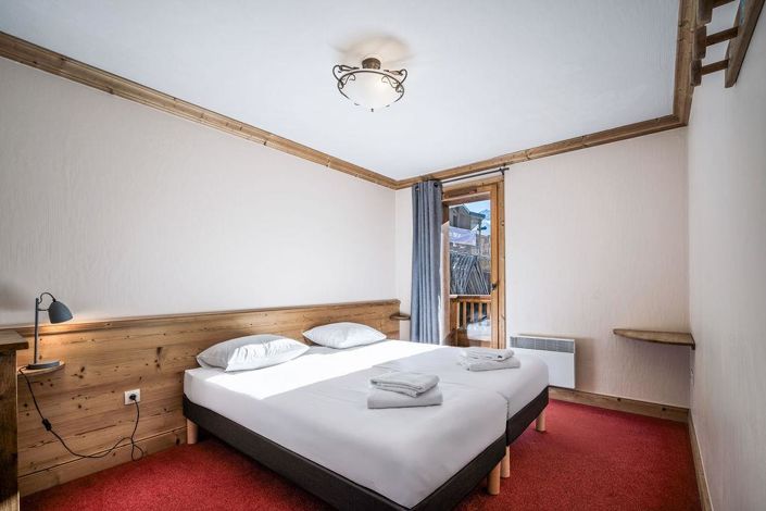 Image No.10-3 Bed Apartment for sale