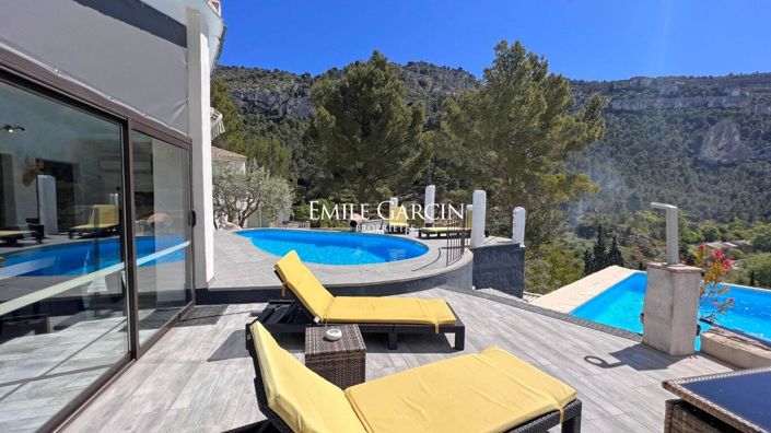 Image No.12-Maison de 14 chambres à vendre à Fontaine-de-Vaucluse