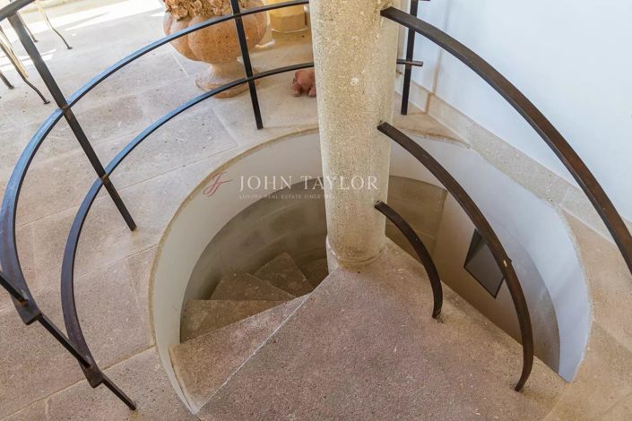 Image No.8-4 Bed Apartment for sale