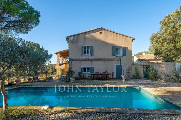 Image No.4-6 Bed House for sale