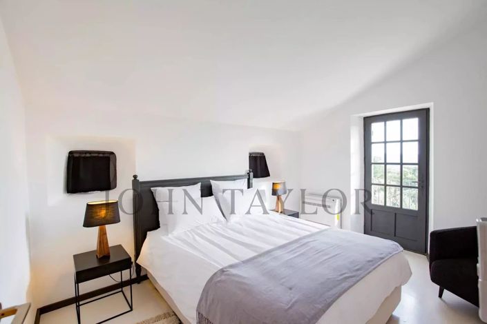 Image No.10-4 Bed House for sale