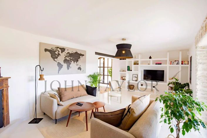 Image No.6-4 Bed House for sale