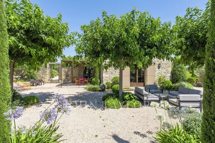 Image No.6-5 Bed House for sale