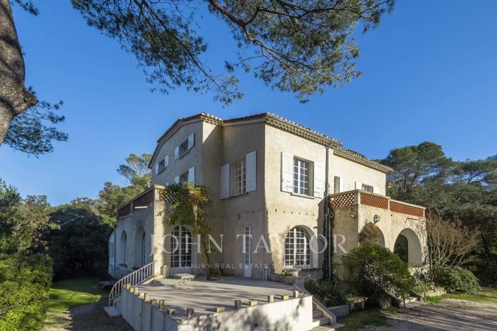 Image No.1-Maison de 6 chambres à vendre à Fontaine-de-Vaucluse