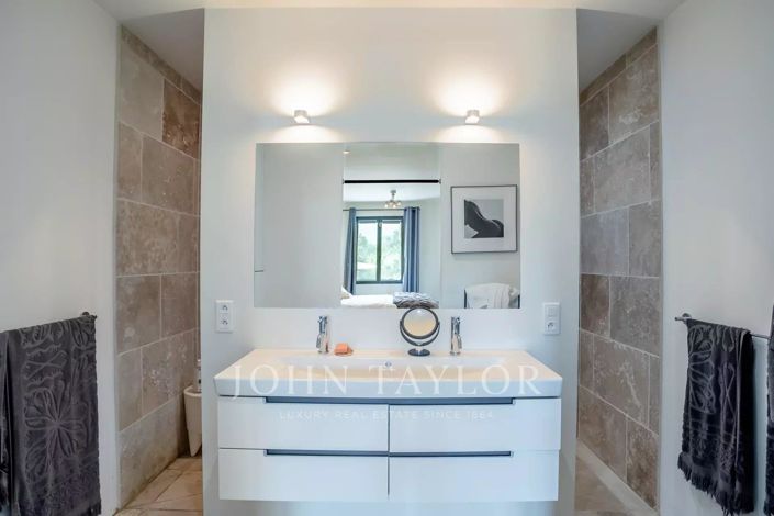 Image No.13-3 Bed House for sale