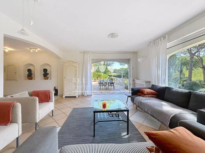 Image No.10-Maison de 5 chambres à vendre à Saint-Raphael