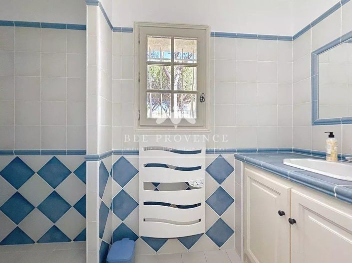 Image No.21-Maison de 5 chambres à vendre à Saint-Raphael