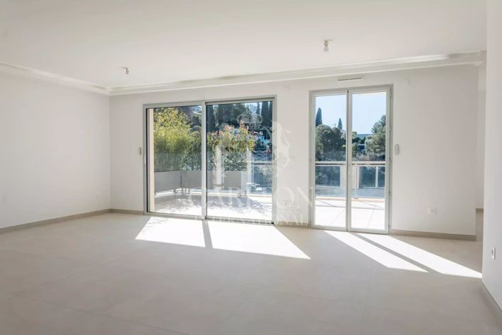 Image No.10-4 Bed Apartment for sale