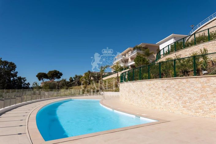 Image No.14-4 Bed Apartment for sale