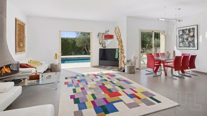 Image No.3-5 Bed House for sale