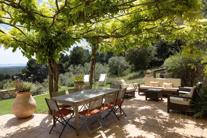 Image No.3-5 Bed House for sale