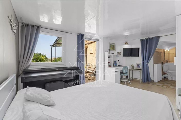 Image No.11-4 Bed House for sale