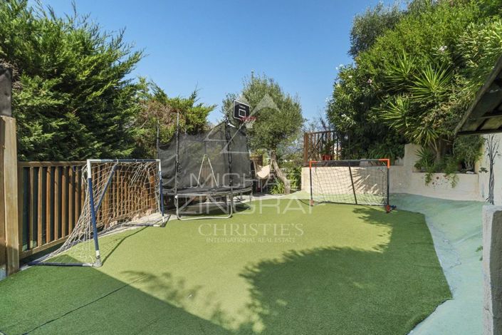 Image No.14-4 Bed House for sale