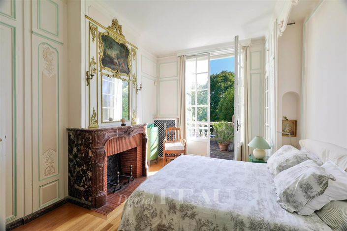 Image No.7-6 Bed House for sale