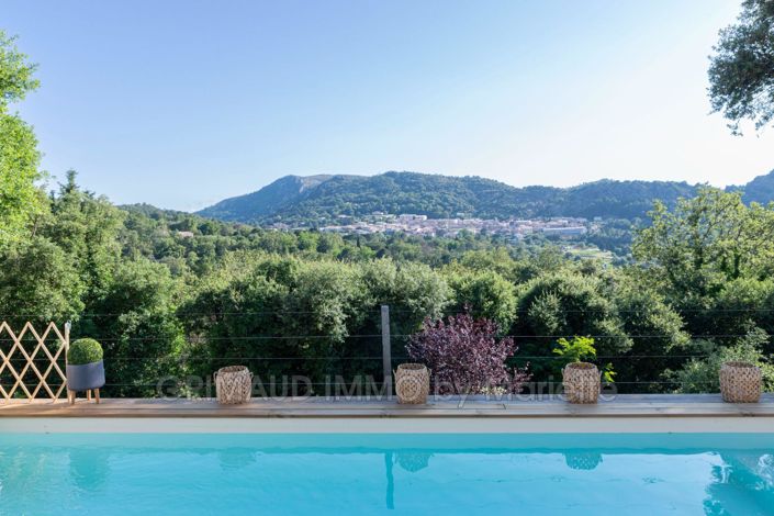 Image No.2-Maison de 4 chambres à vendre à La Garde-Freinet