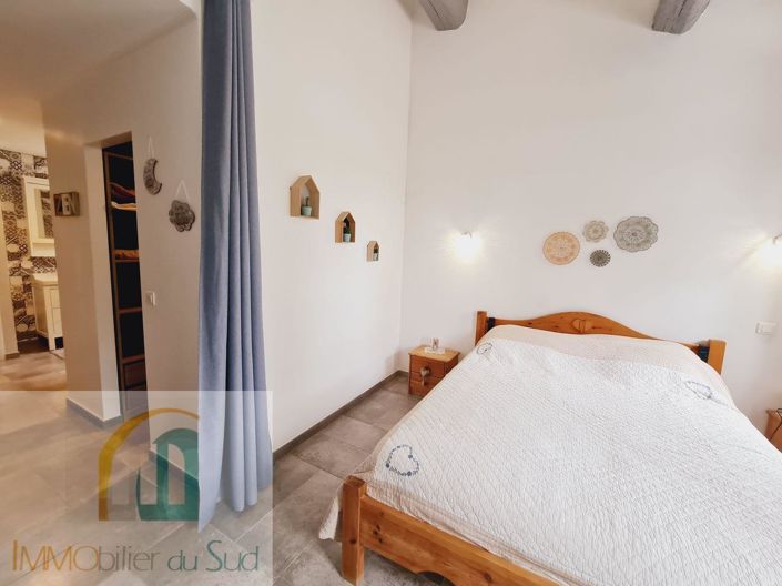 Image No.22-3 Bed House for sale