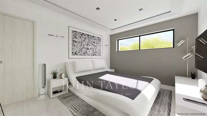 Image No.42-5 Bed House for sale