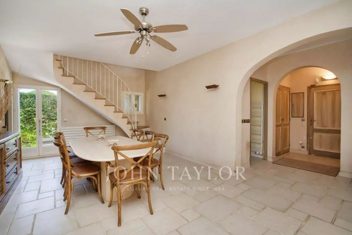 Image No.5-3 Bed House for sale