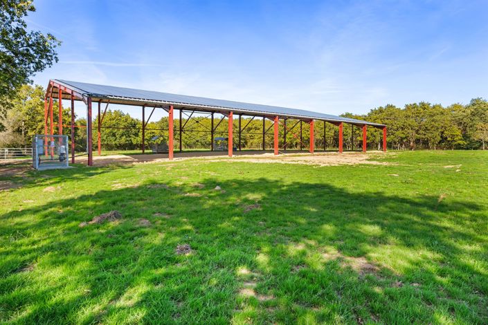 Image No.10-1 Bed House for sale