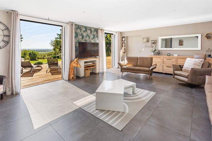 Image No.2-3 Bed House for sale