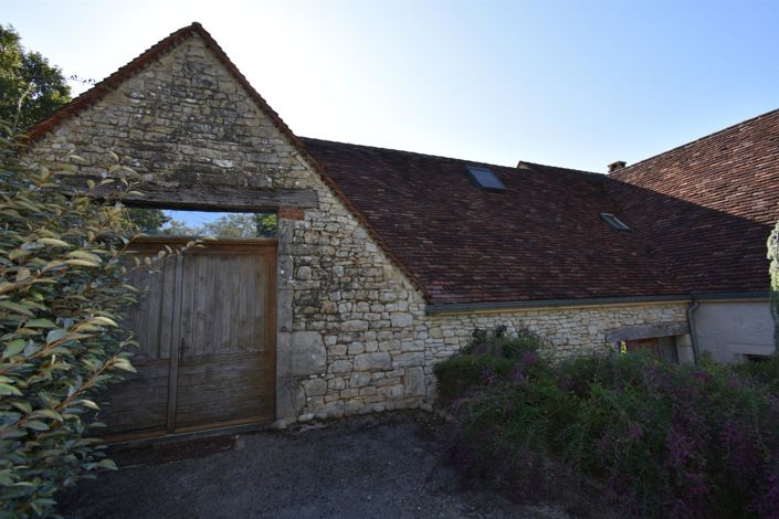 Image No.24-4 Bed House for sale